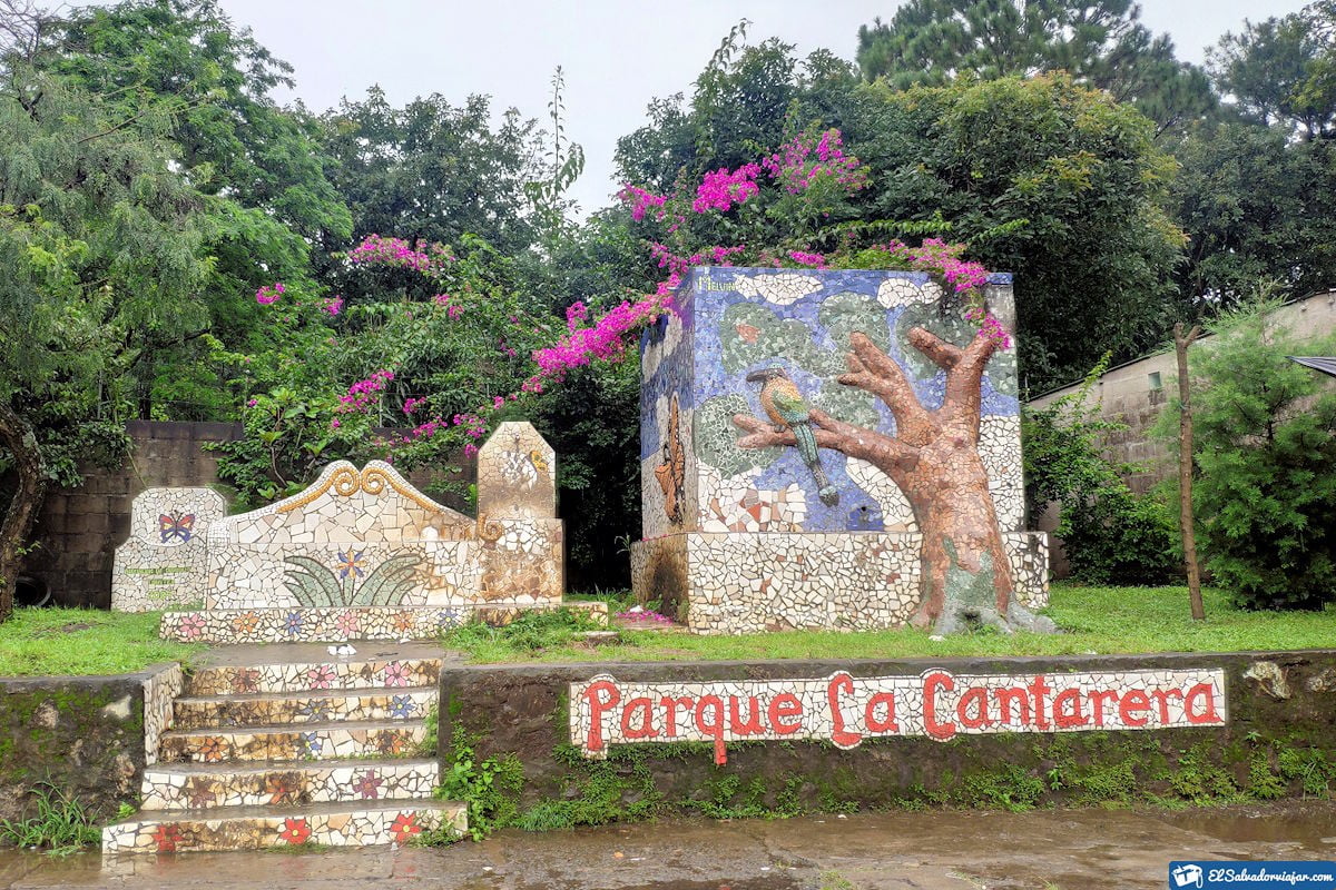 What to see and visit in Salcoatitán. La Cantarera Park.