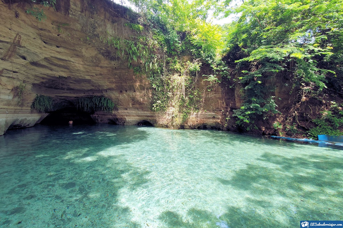 Visit Moncagua Natural Pool in San Miguel.