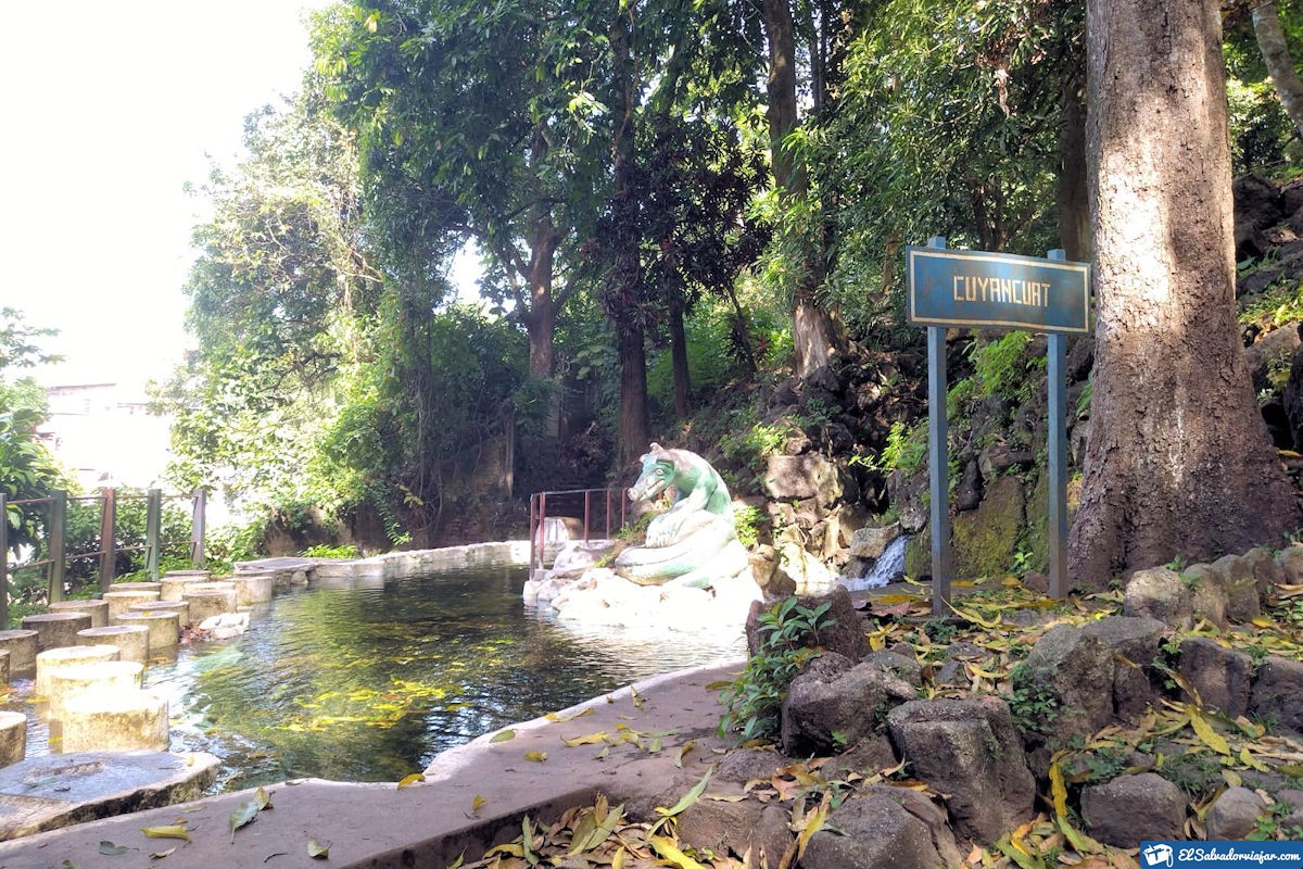 Cuyancuat Swimming Pool