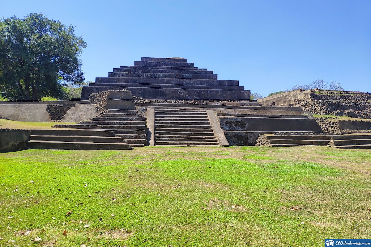 Visit the Tazumal Ruins.