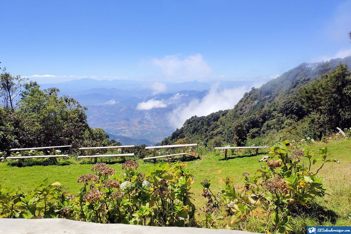 Visit to Cerro el Pital in Chalatenango.