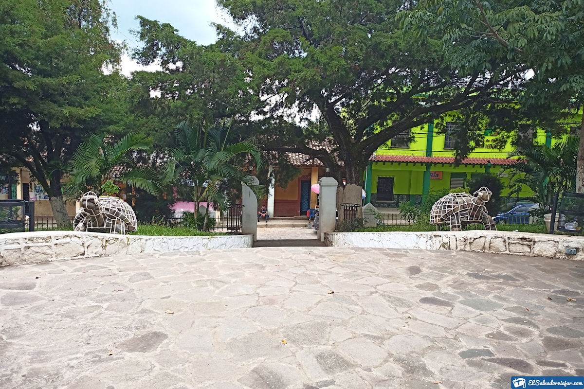 Visit San Ignacio in Chalatenango.