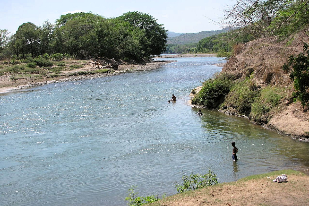 Rivers of El Salvador. Lempa River.
