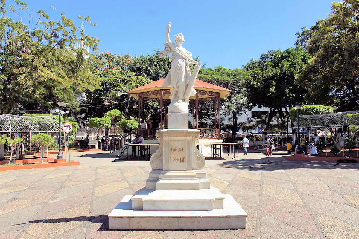 Libertad Park in Santa Ana