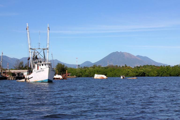 JIQUILISCO BAY » What to see and do. Natural beauty. – El Salvador Travel