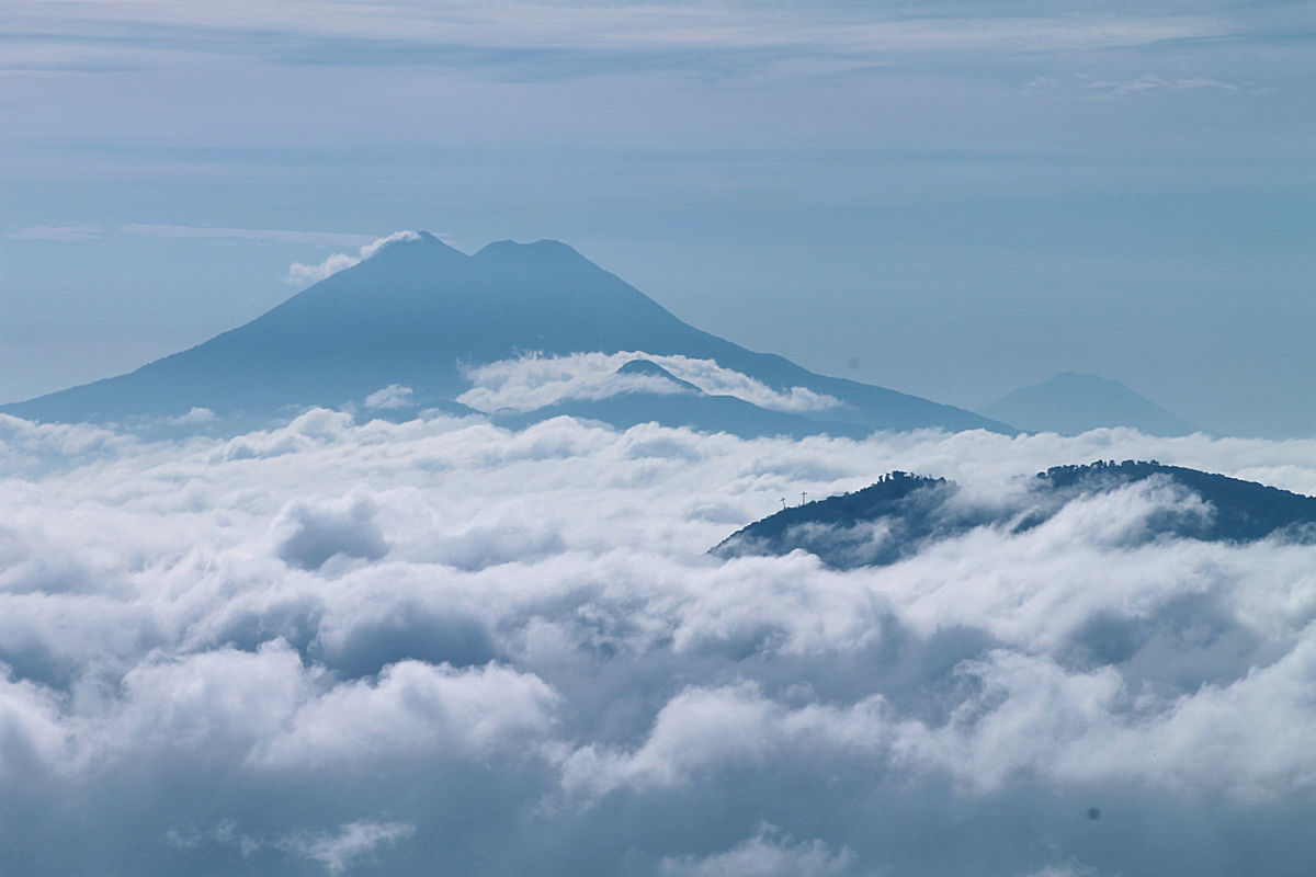 Views of San Vicente Volcano.
