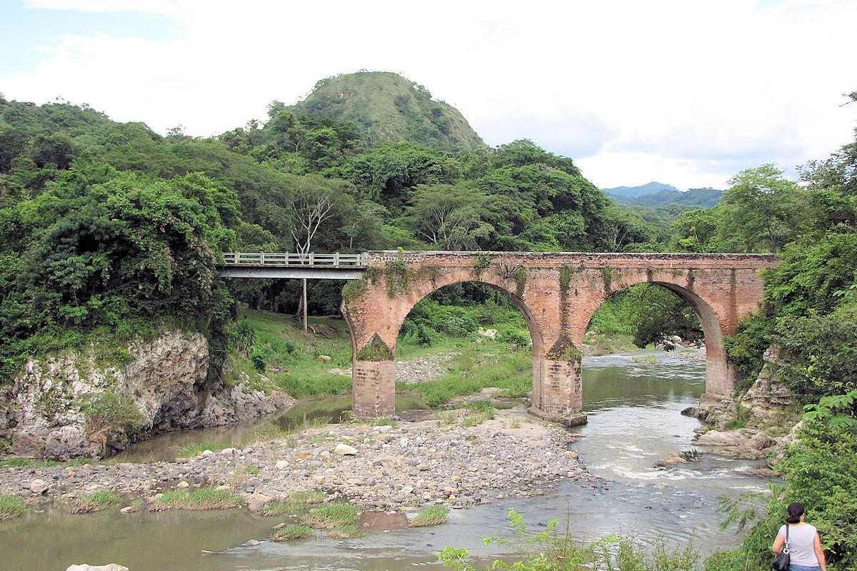 Titihuapa River Bridge
