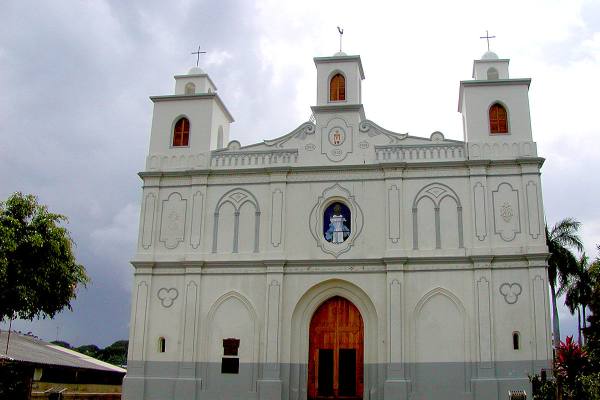 AHUACHAPÁN » What to see in the city of the ausoles. – El Salvador Travel