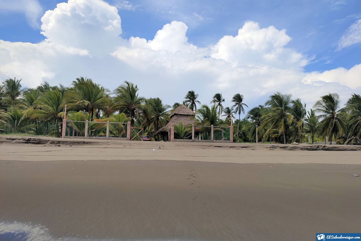 Playa Barra de Santiago en Ahuachapán