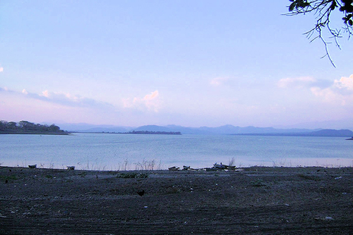 Visita el Lago de Güija